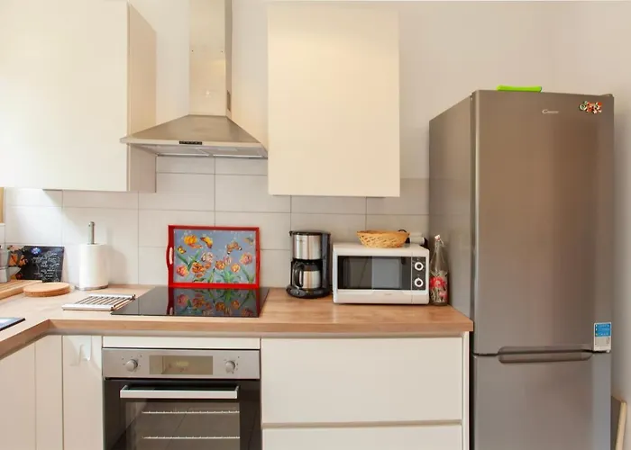 Alivi - Appt Climatise Avec Vue Et Montagne LʼÎle-Rousse