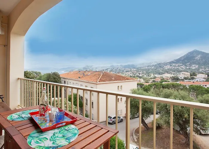 Alivi - Appt Climatise Avec Vue Et Montagne * LʼÎle-Rousse